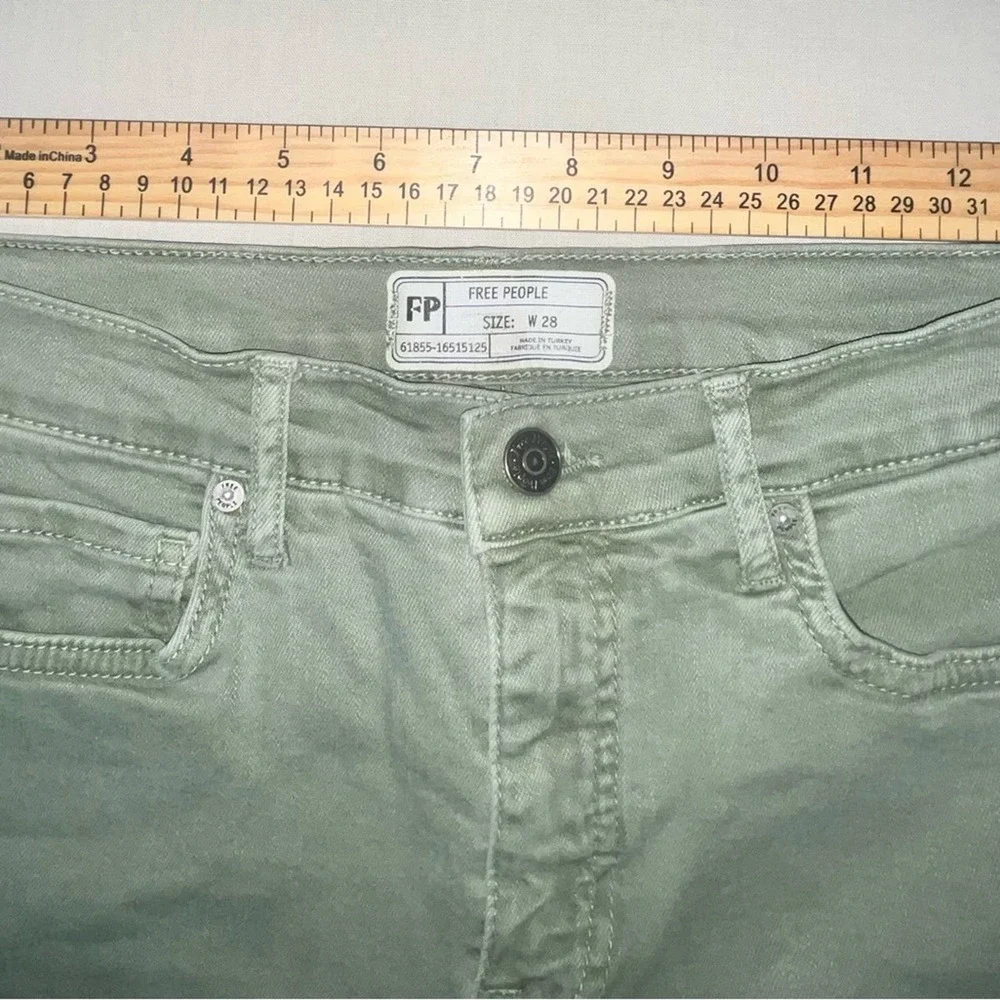 Free People High Rise Busted Knee Skinny Jeans Sage Size W28 - Picture 7 of 10